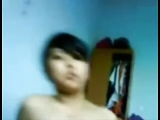 Mère hindi sexe film gros seins mein violée avec une arme à feu puis décider