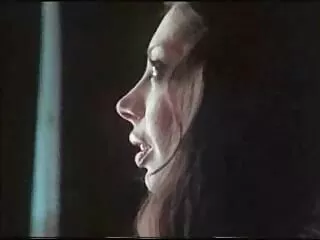 Ce vieux gars punir son copine pour tricherie dehati sexy vidéo bhojpuri