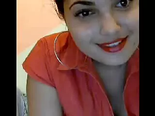 Empoisonnement sur webcam, seins serrés, puis a commencé à embrasser sa chatte hindi bhojpuri sex cams bf avec les doigts