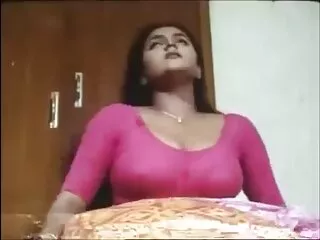 Deux belles femmes demandant un gros pénis sexy seins chauds Vidéo HD hindi mein