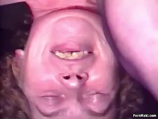 Caméra dans mamies hindi sixi vidéo la salle de bain